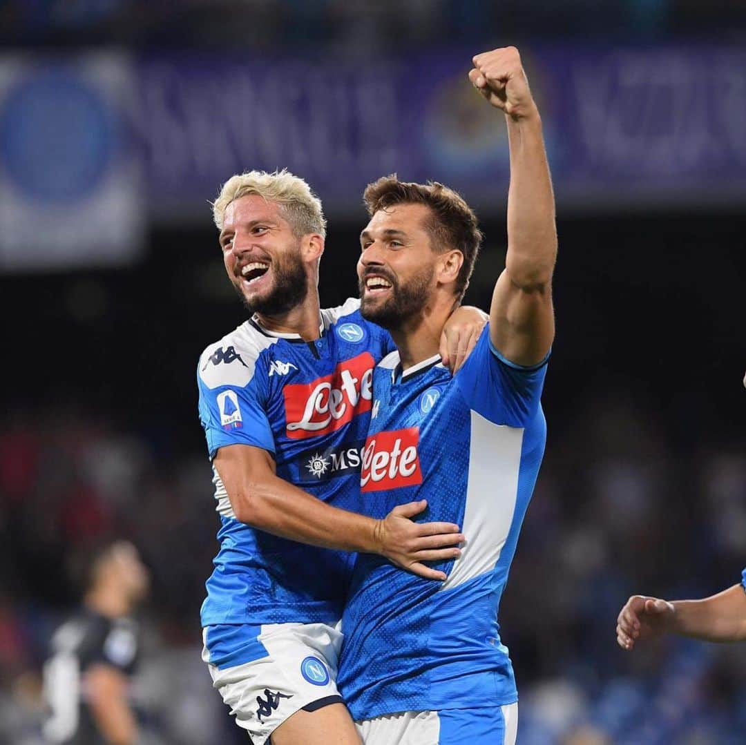 フェルナンド・ジョレンテさんのインスタグラム写真 - (フェルナンド・ジョレンテInstagram)「I miei primi minuti allo Stadio San Paolo, felicissimo per la vittoria e la grande accoglienza #NapoliSamp #ForzaNapoliSempre」9月15日 6時41分 - llorente_fer