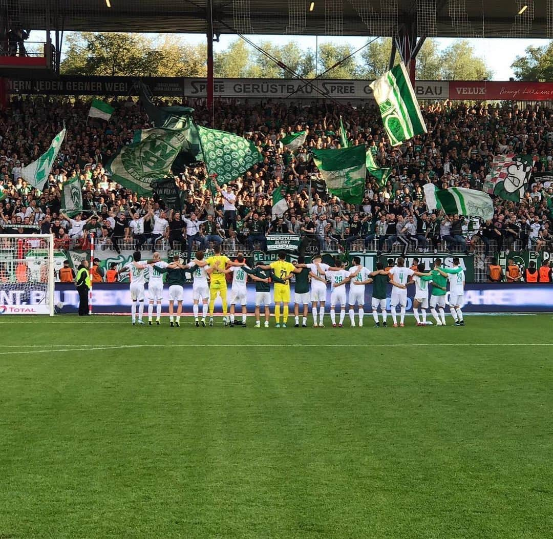 大迫勇也さんのインスタグラム写真 - (大迫勇也Instagram)「2連勝！  #werder  #bremen  #svw  #bundesliga」9月15日 7時47分 - yuya_osako