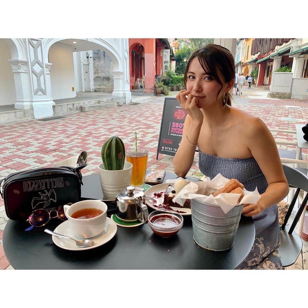 戸田れいさんのインスタグラム写真 - (戸田れいInstagram)「Sunday!Hope you have a wonderful day🌞 ・ ・ ・ #Singapore#cafe#bar#tea#coffee#Churro#chocolate#trip#travel#girlstrip」9月15日 11時45分 - rei_toda