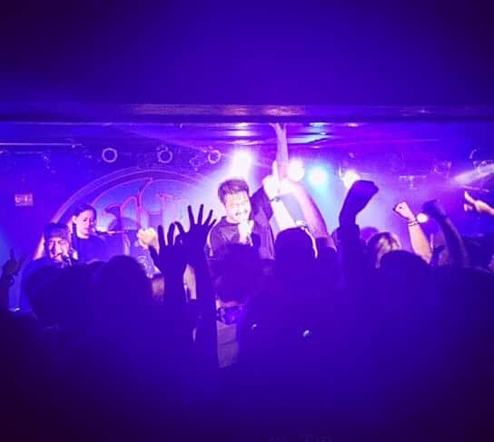 KAI_SHiNEのインスタグラム：「🔥🔥🔥 #山嵐 #MINORLEAGE #極音tour #day1 #chibalook #livehouse #live #life #vibe#tour #yamaarashi #jp」