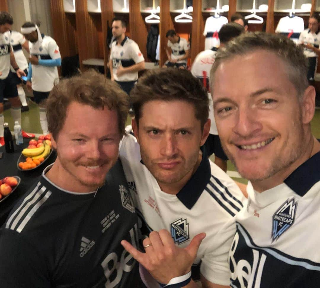 ジェンセン・アクレスさんのインスタグラム写真 - (ジェンセン・アクレスInstagram)「Thanks to the @whitecapsfc for hosting us today.  Had a blast playin and raisin money for all the charities.  Good to hang with a bunch of @cw_supernatural alumni.  Now I’m gonna have an ice bath! 🥴」9月15日 12時28分 - jensenackles