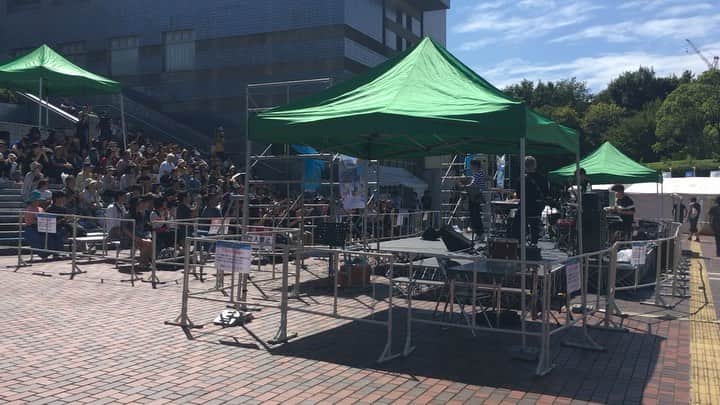 のインスタグラム：「パルTAMAフェス『DÉ DÉ MOUSE presents.パルテノン多摩大階段音楽会大階段音楽祭』始まりました‼️ まずはSTAMP(from Thai)から‼️ 今年は最初からノリが良いです✨  #大階段音楽会 #多摩センター #パルTAMAフェス #stamp」