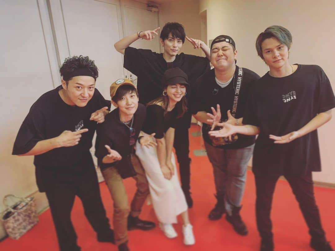 皇希さんのインスタグラム写真 - (皇希Instagram)「SPPメンバーでライブに お邪魔してきました！  兄やん達かっこよすぎた🤦‍♂️ 沢山勉強🤦‍♂️はぁ余韻🤦‍♂️ だいちゃんも写真撮れなかったけど、お疲れ様ね。かっちょよかったよ。  おしまい。」9月15日 12時48分 - koki_azuma