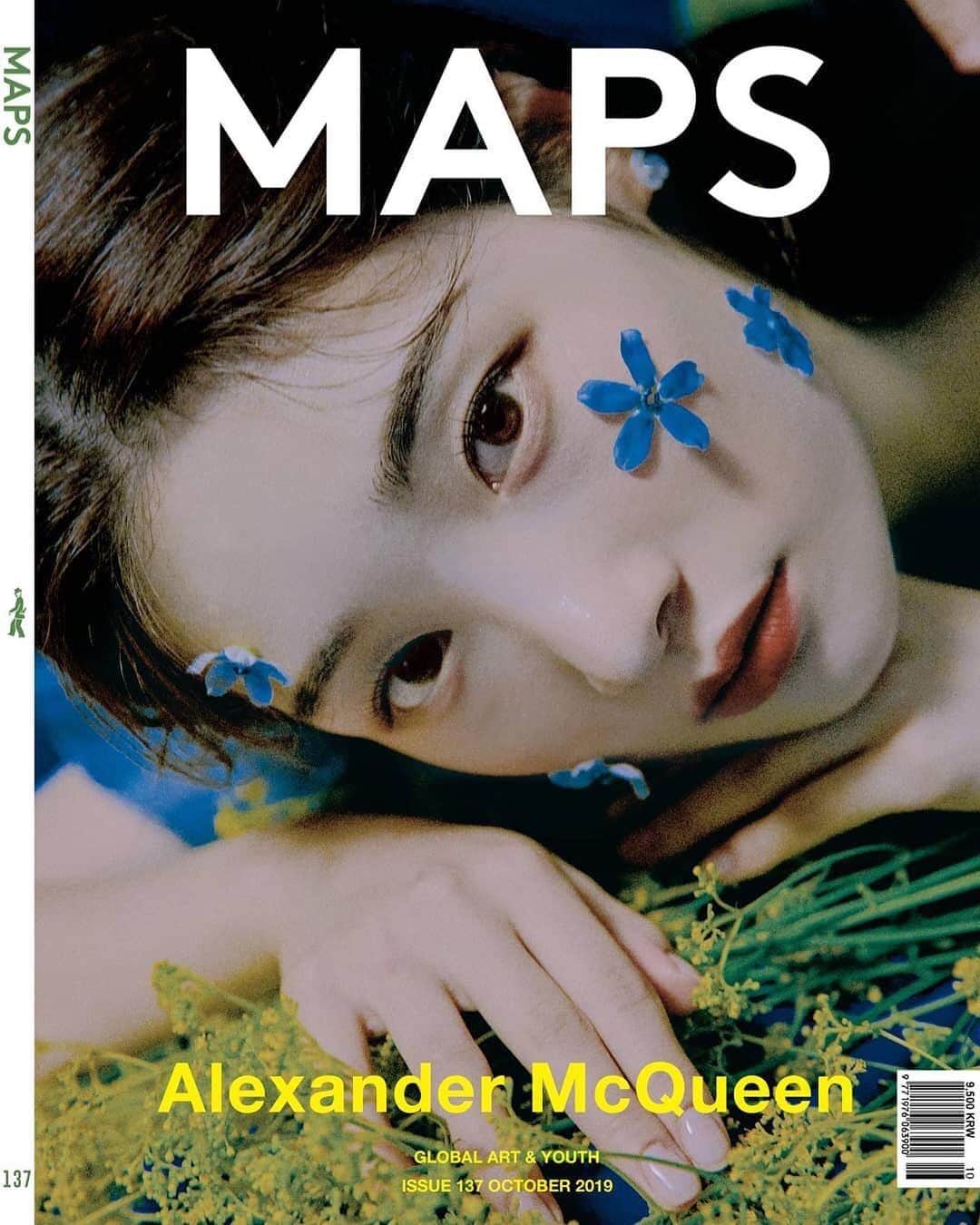 チョン・チェヨンさんのインスタグラム写真 - (チョン・チェヨンInstagram)「MAPS 10월호🌼🌼 #MAPS」9月15日 23時39分 - j_chaeyeoni