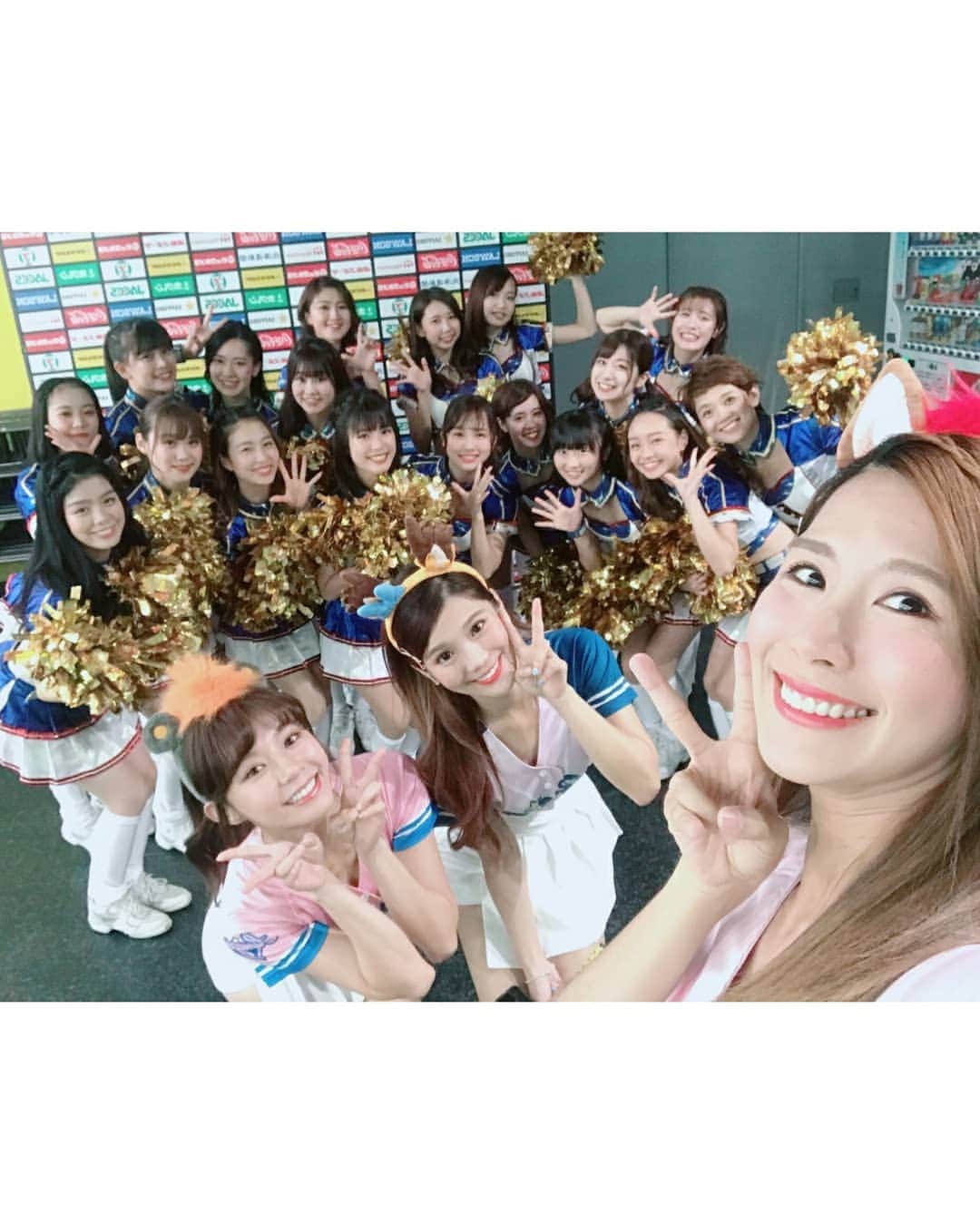 琳妲さんのインスタグラム写真 - (琳妲Instagram)「我手機在日本不見了 好險女孩有照片讓我發XD 我有很多有趣好笑的影片照片無法發了：（」9月15日 23時57分 - linda831212
