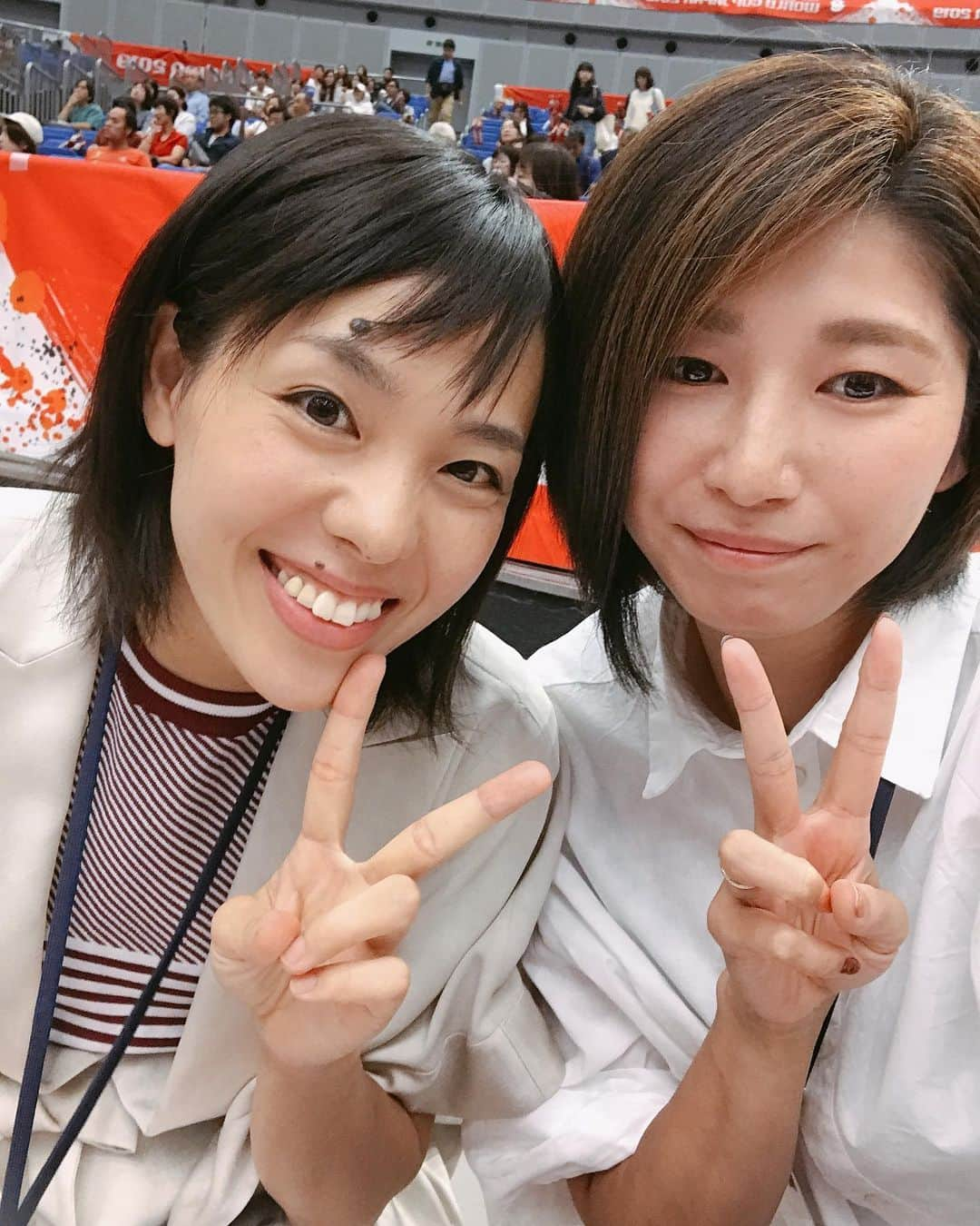 大友愛さんのインスタグラム写真 - (大友愛Instagram)「リオにも会えた❤️❤️❤️ リオとは 特別な思い出が沢山☺️☺️ またゆっくり話そうね😘💜 @saori.rio  #大切な仲間❤️ #ワールドカップ #バレー #迫田さおり #頑張れ日本」9月15日 16時16分 - ai_dayooon