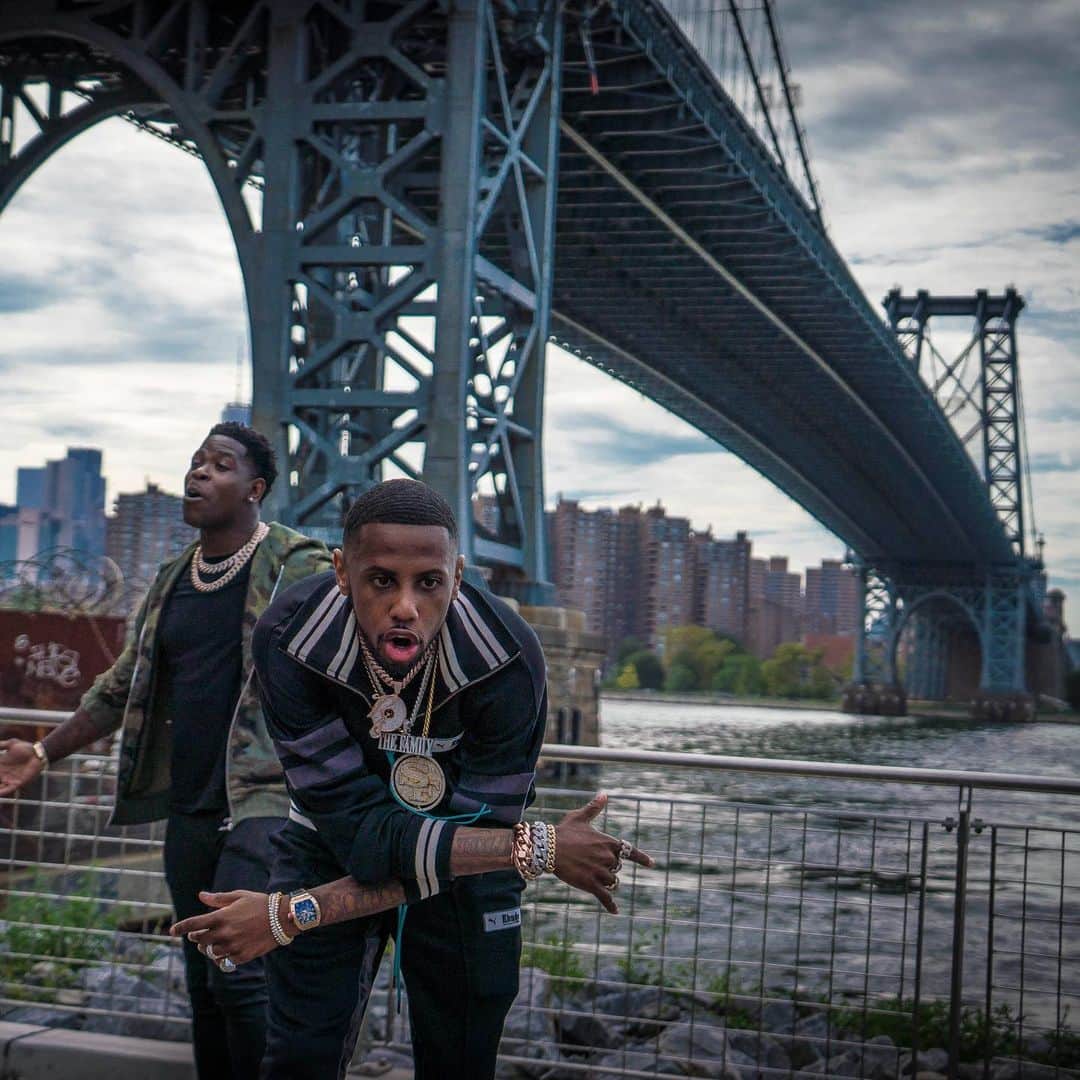 ファボラスのインスタグラム：「KD & Kyrie... SO BROOKLYN... (shot by @princedaphotographer)  Video OUT NOW  Link in Bio」