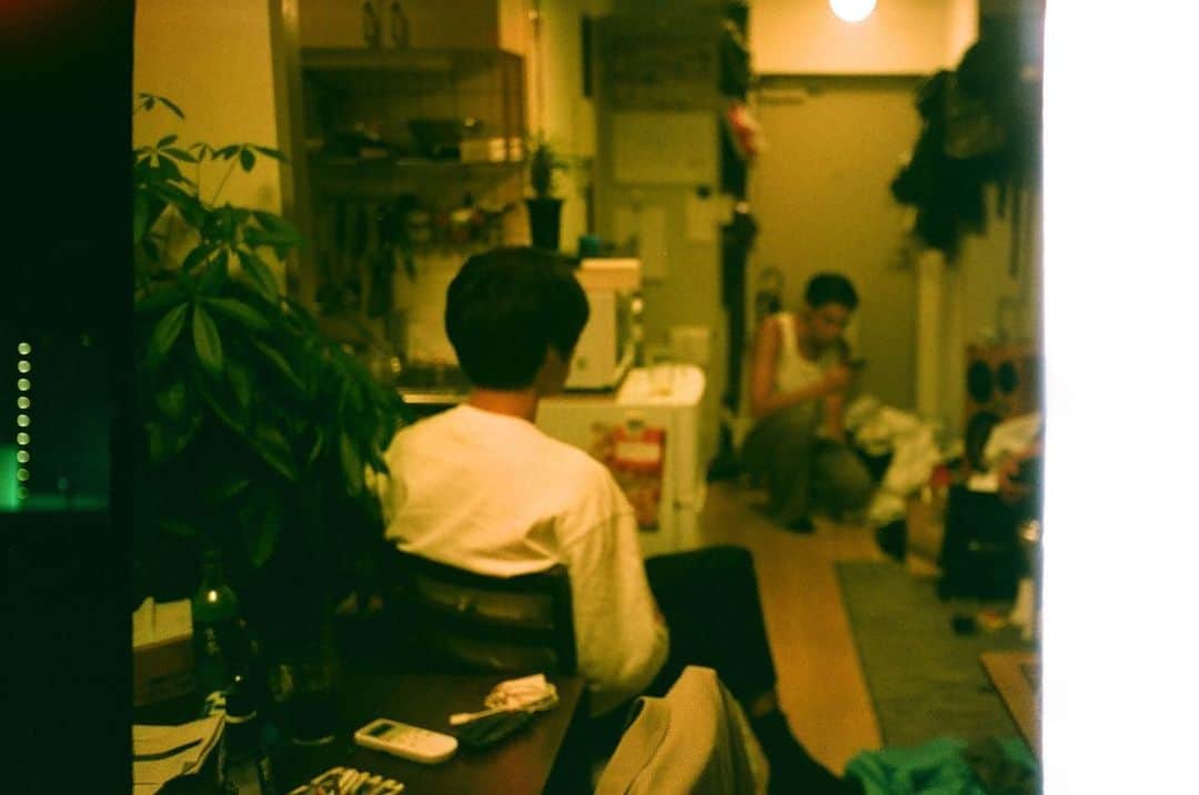 森岡龍さんのインスタグラム写真 - (森岡龍Instagram)「ルーローハンを大量に作ったり﻿ ﻿ 仲間と語り明かしたり﻿ ﻿ 酔っ払って潰れたり﻿ ﻿ フラリと箱根に行ってみたりした﻿ ﻿ 夏の日の記録」9月15日 18時33分 - ryu_morioka