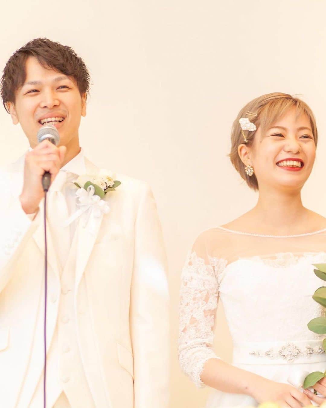 楽婚【公式】Instagramさんのインスタグラム写真 - (楽婚【公式】InstagramInstagram)「@rakukon をフォローして 『#楽婚』をつけて、 お写真の投稿大歓迎♡ 公式IGでリグラムされるかも！？ . ♥楽婚の先輩カップル  Joichiro ＆ Saki  会場：#セントグレースヴィラ >https://www.rakukon.com/couple/joichiro-%EF%BC%86-saki/ . 純白のウェディングドレスに ナチュラルなブーケがぴったり◎ お洒落で素敵なおふたりです＊ .  Webでご予約はTOPのURLより♡ ⇒@rakukon . #楽婚 #rakukon #ベストブライダル #wedding #ウェディング #フォトウェディング #プレ花嫁 #卒花 #日本中のプレ花嫁さんと繋がりたい #プラコレ #marryxoxo #ウエディングニュース #花嫁 #卒花嫁 #2019年春婚 #2019年夏婚 #2019年冬婚 #結婚式準備 #weddingdress #ウェディングドレス#ナチュラルブーケ」9月15日 18時29分 - rakukon
