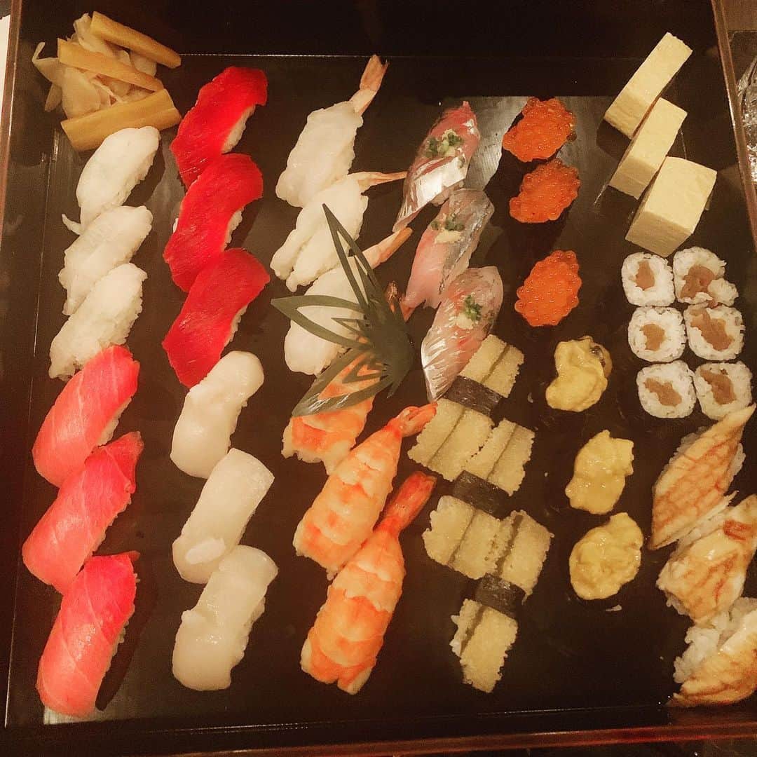 木下ゆうかさんのインスタグラム写真 - (木下ゆうかInstagram)「お寿司だ！」9月15日 18時32分 - yuka_kinoshita_0204