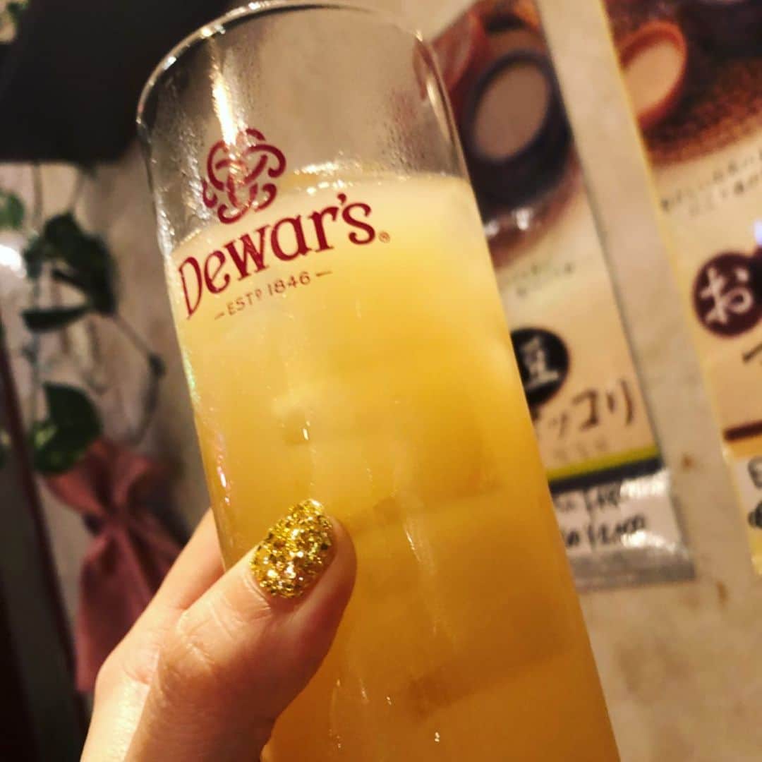 世手子さんのインスタグラム写真 - (世手子Instagram)「HOT Cheese Dakgalbi gooood menu(〃ω〃) This will be perfect for Instagram(*^o^*) Everybody's comments all wonderful I((o(^∇^)o)) https://item.woomy.me/c/60938 @yamamotogyuzo #山本牛臓柏店 に行ってきたょ(*^◯^*) 本格的 #チーズタッカルビ が食べたくなってのリピートです(^_^) こちらのオススメはもちろん #ホットチーズタッカルビ (^з^)-☆ #ケランチム もついてる(^o^) 激辛にもできたりするらしいw やはりうまし！ キムチ盛り合わせもボリューミー✌︎('ω')✌︎ #青唐辛子チヂミ もかなりボリューミーでしかも辛い！ テンションあげ٩(๑❛ᴗ❛๑)۶ #チョレギサラダ も野菜たっぷりっっ デザートはわらび餅と抹茶アイスを 普通のバニラアイスに変更してくれることも可能だったよ( ^ω^ ) ステキなお店！ #山本牛臓 柏店で検索^o^  Casting by @woomy.restaurant」9月15日 18時43分 - rojide