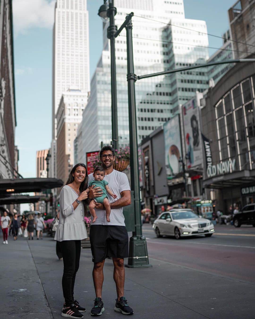 フェルナンド・ベルダスコさんのインスタグラム写真 - (フェルナンド・ベルダスコInstagram)「Few days ago enjoying #NYC with the #family 👪 ❤️ Hace unos días disfrutando de #NuevaYork con la #familia 🏙 @anaboyer」9月16日 0時46分 - ferverdasco