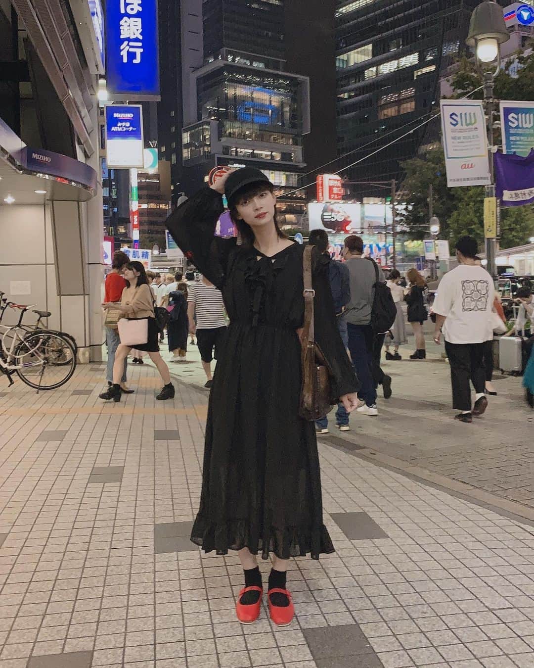 Macoto Tanaka 田中真琴さんのインスタグラム写真 - (Macoto Tanaka 田中真琴Instagram)「. 渋谷にゾクゾクした夜でした。 よく会ってる高校の同級生と、 今年分笑った。ずっと笑顔やったね。 .」9月15日 19時31分 - mac0tter