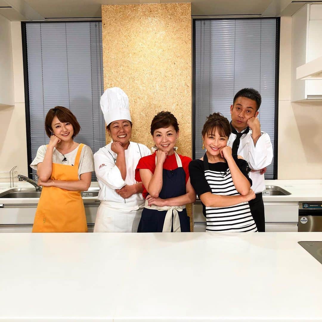 日本テレビ「ヒルナンデス！」さんのインスタグラム写真 - (日本テレビ「ヒルナンデス！」Instagram)「明日１６日（月曜祝日）放送の「料理のキホン」は、特別講師に五十嵐美幸（中国料理「美虎」オーナーシェフ）を迎えて基本的な料理のイロハを学びます。 出演者は、 はしのえみ、鈴木奈々 進行は、坪倉由幸と滝菜月（日本テレビアナウンサー） お楽しみ！ （C）日本テレビ #ヒルナンデス #料理の基本 #はしのえみ #鈴木奈々 #五十嵐美幸 #坪倉由幸 #滝菜月アナウンサー」9月15日 19時45分 - hirunandesu_ntv_official
