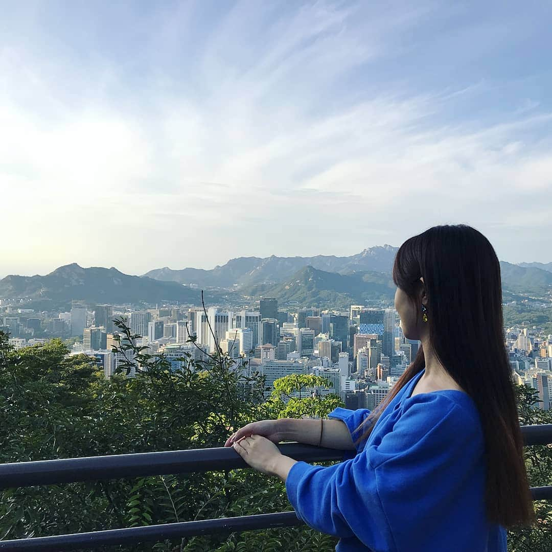 ヘミさんのインスタグラム写真 - (ヘミInstagram)「. . 저녁 뭐 먹었나요오 .  #남산 #namsantower」9月15日 20時04分 - yesyesyelll