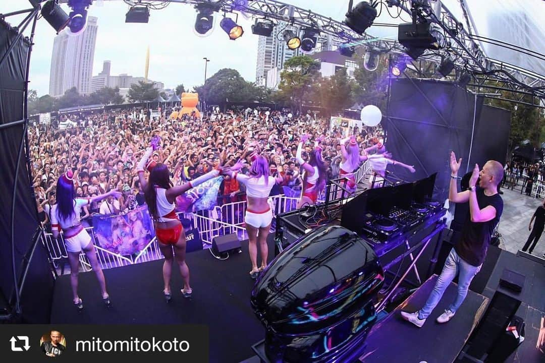 CYBERJAPAN Staffさんのインスタグラム写真 - (CYBERJAPAN StaffInstagram)「#repost @mitomitokoto  Ultra Japan 2019‼️💖✨ 皆が Ultra Park Stage に来てくれて、本当にありがとう御座いました！😭✨ また詳しく書きますね！☺️✨ 今から銀座で会いましょう！👙✨ . . Photo by @uhikaru . . #cyberjapan #サイバージャパン #ultrajapan #ultrajapan2019」9月15日 20時05分 - cyberjapan