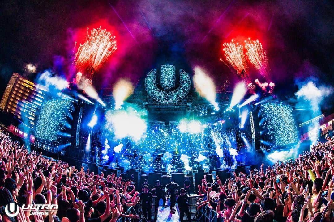 Ultra Japanさんのインスタグラム写真 - (Ultra JapanInstagram)「The magical perfomances pumping up the main stage!!✨﻿ ﻿ #UltraJapan」9月15日 20時39分 - ultrajapan