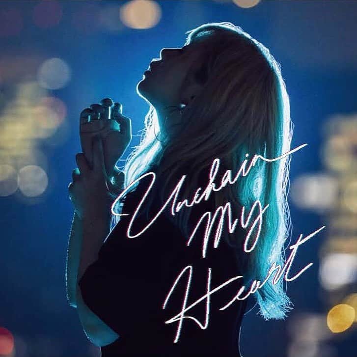 リアルさんのインスタグラム写真 - (リアルInstagram)「2019.9.25 Digital Single「Unchain My Heart」release!! #ЯeaL #リアル #UMH」9月15日 21時02分 - real.girlsband