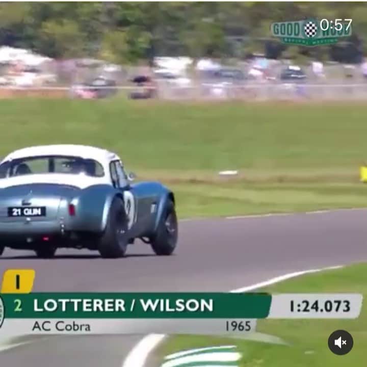 のインスタグラム：「Race day in this mega fun car and track ! ❤️ the @goodwoodrevival」