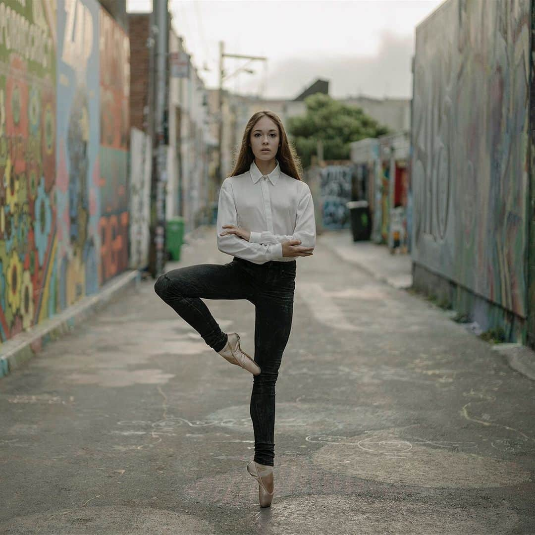 ballerina projectさんのインスタグラム写真 - (ballerina projectInstagram)「Over the years of working with Juliet Doherty.  @julietdoherty  Chronicle Chroma invites you to the launch party of the Ballerina Project book by photographer Dane Shitagi that documents over 18 years of @ballerinaproject_!  Come meet many of the ballerinas featured in the book who will be there to sign books and take photos including: @isabellaboylston @julietdohertyg @katieboren1 @rhrichardson @wheresmytutu @emilyelizabethhayes @brittles1152 @sarah.stt  @sarahhayofficial ‪ Sunday, September 15, 2019, 5pm-7pm Rizzoli Bookstore, ‪1133 Broadway, New York, NY 10010‬  #ballerina - @julietdoherty #julietdoherty #ballerinaproject #ballerinaproject_ #ballerinaprojectbook @chroniclechroma」9月15日 21時29分 - ballerinaproject_