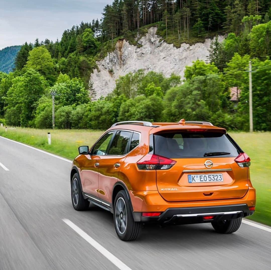 のインスタグラム：「Destination: Onward. #NissanXTrail #Nissan #XTrail 📷 @centralavenissan」