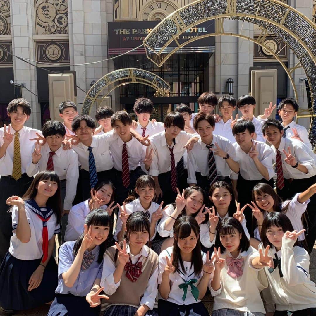 のインスタグラム：「このメンバーに出会えてほんとによかった！！！ この18人から1人しかファイナル行けないけど誰がいってもほんとに心から応援できる！！みんな大好きすぎる！！！ #男子高生ミスターコン #地方週末レッスン」
