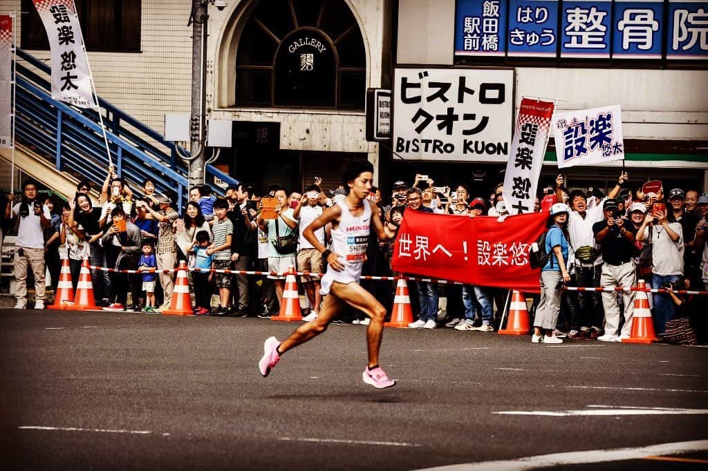 設楽啓太のインスタグラム：「MGC。 お疲れ様。 本当に物凄く価値のある走りだった。 五輪の切符取って欲しかったけど最後まで楽しませてくれてありがとう。 今はゆっくり休んで。 次は2人で頑張ろう。 #mgc #東京オリンピック #tokyo  #マラソン #marathon #ナイキ #nike  #双子 #兄弟」