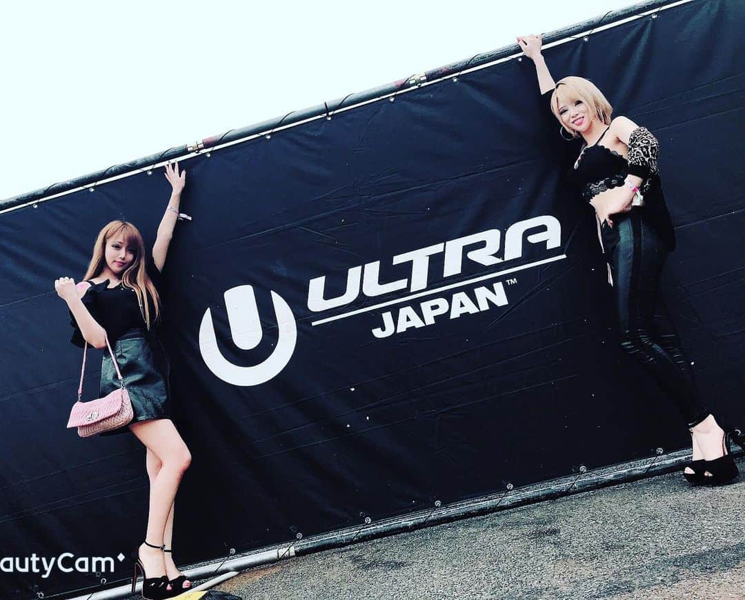 侑季美怜のインスタグラム：「今年は諦めかけてた YouTubeでライブ配信見てた時 お誘いがあってダッシュで向かった💨  #ウルトラジャパン #ウルトラ #ultrajapan #ultra」