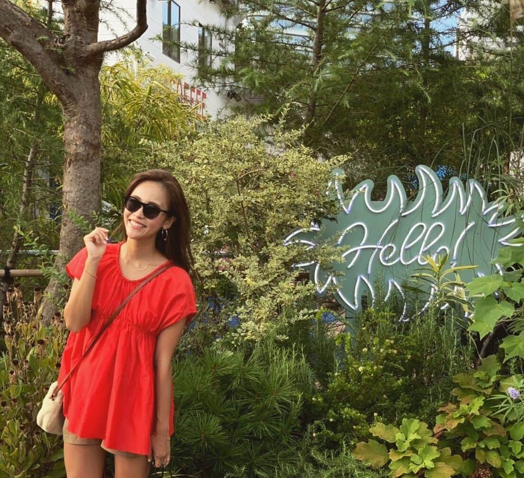 のインスタグラム：「弾丸でTokyoへ🚅 行ってみたかったSHARE GREENへ🌿🌼🌵 ・ ・ お散歩が楽しい気候でした🌞 #sharegreenminamiaoyama #Tokyo #東京」