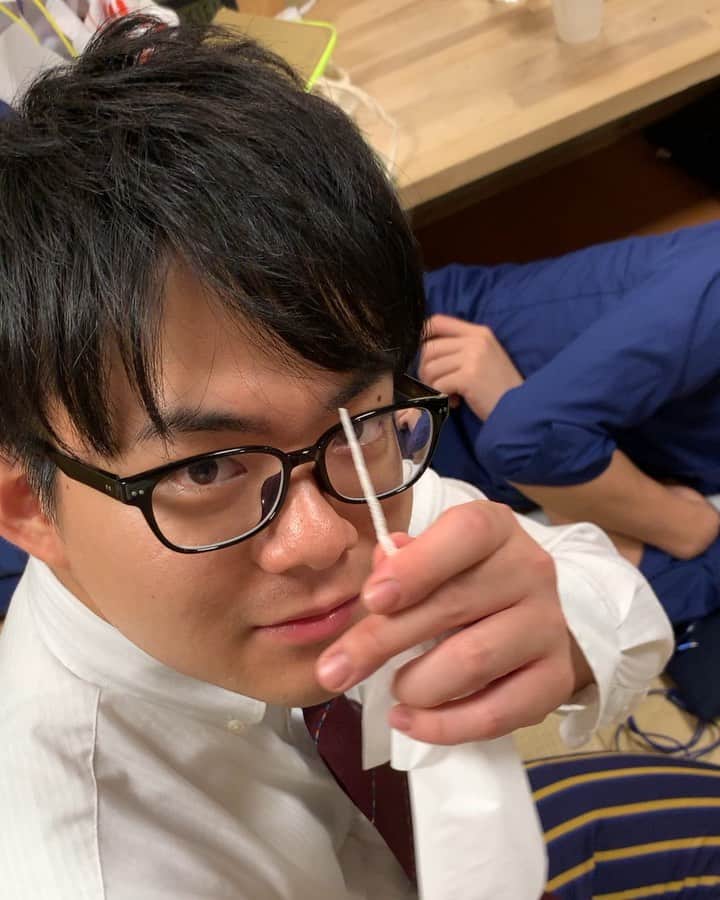 ほしのディスコのインスタグラム：「仲良しスタンダップコーギー #スタンダップコーギー #K-PRO名古屋カーニバル」