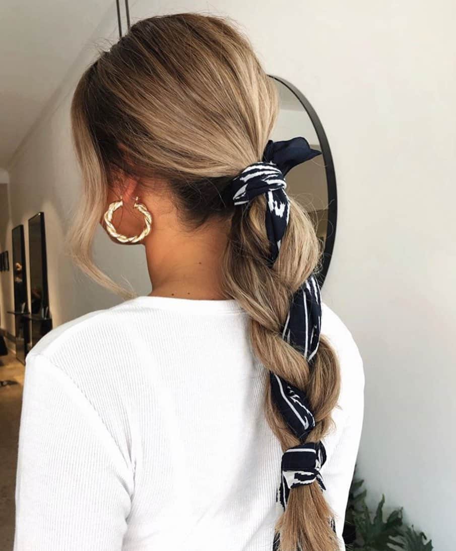 I N S T A B R A I Dのインスタグラム：「H A P P Y S U N D A Y 💕 we’re obsessed with accessories + braids lately! What do you think??」