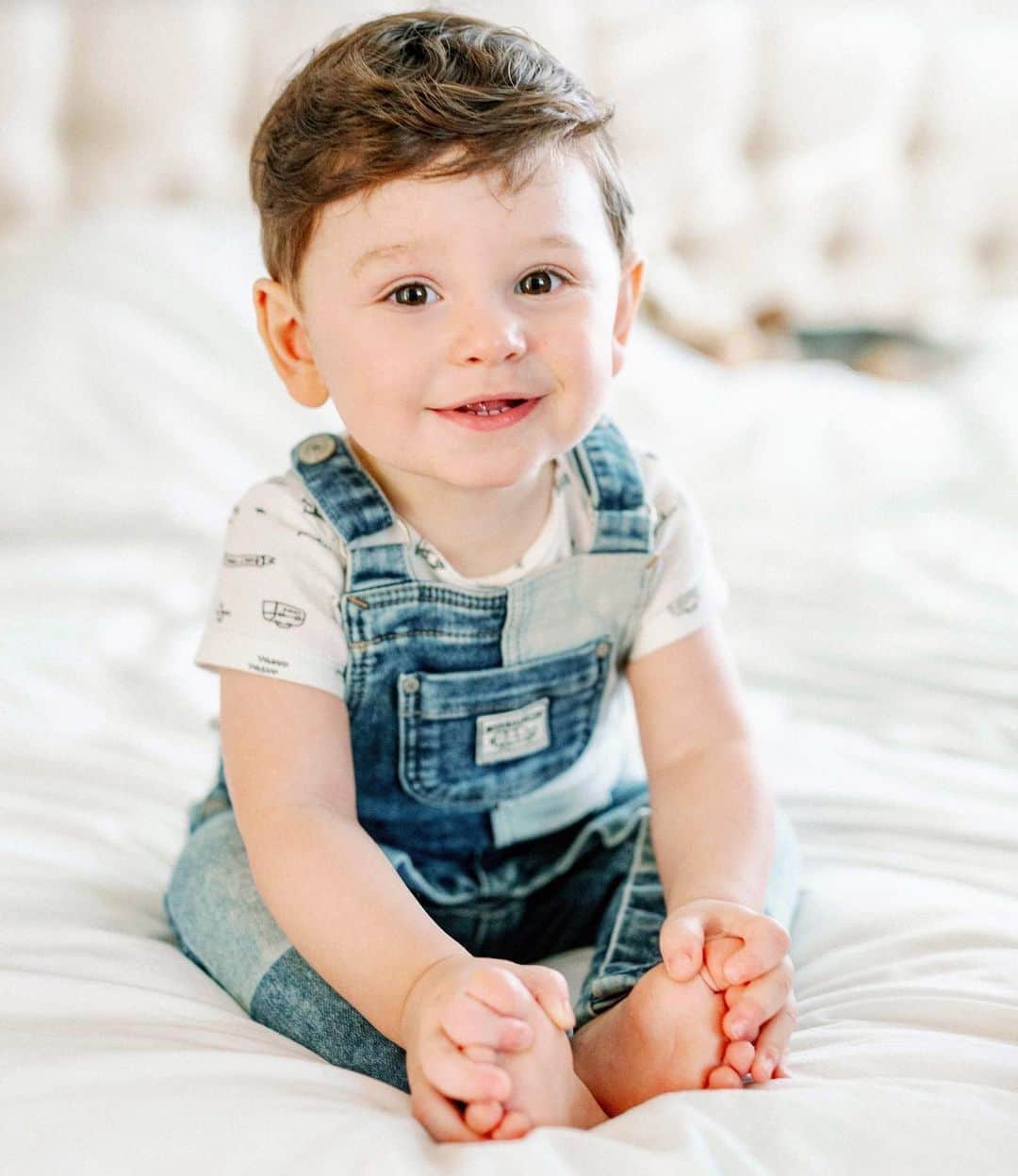 のインスタグラム：「🎂 Happy 1st Birthday Chase 🎂」