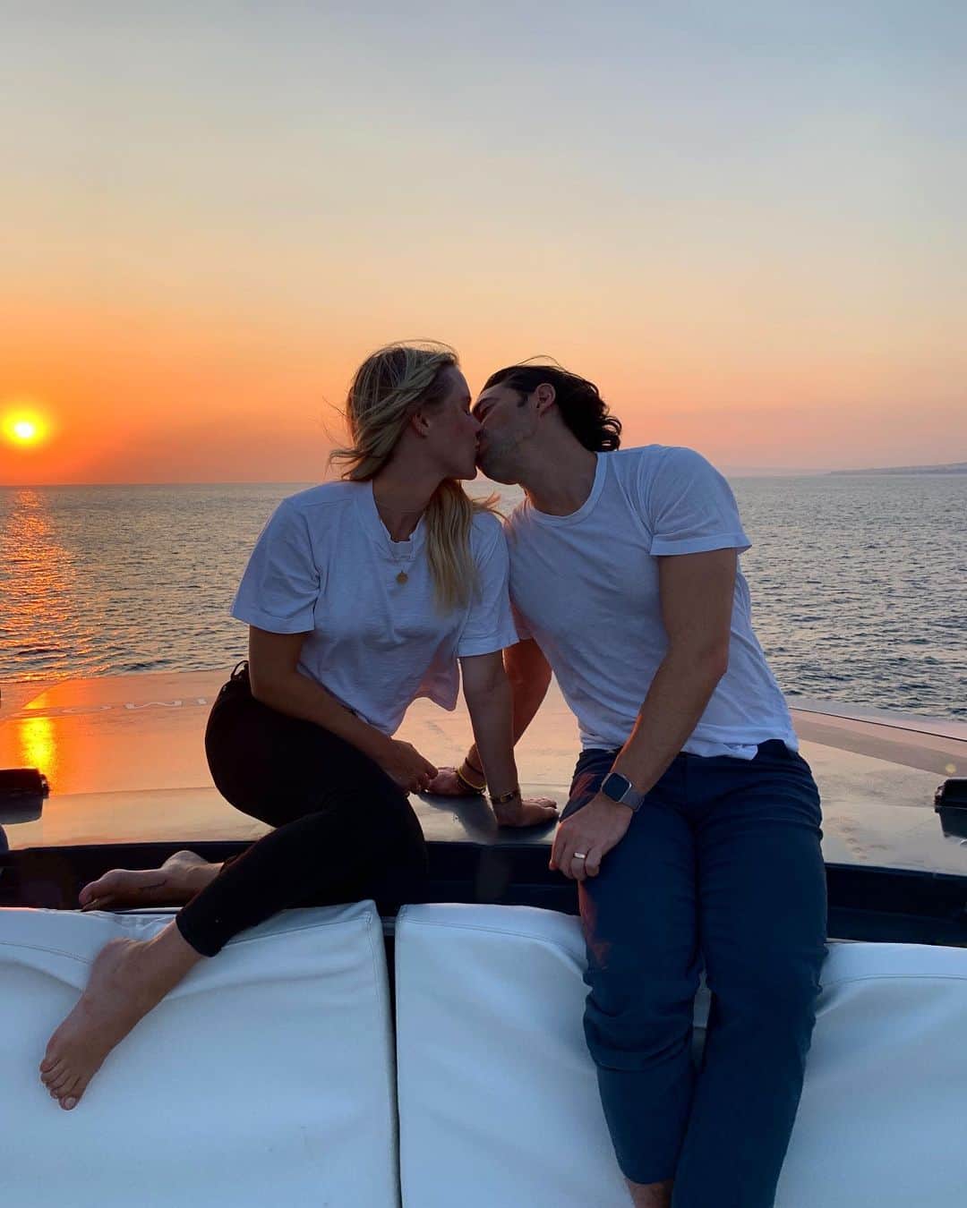 クレア・ホルトのインスタグラム：「I love being married to you @ajoblon」