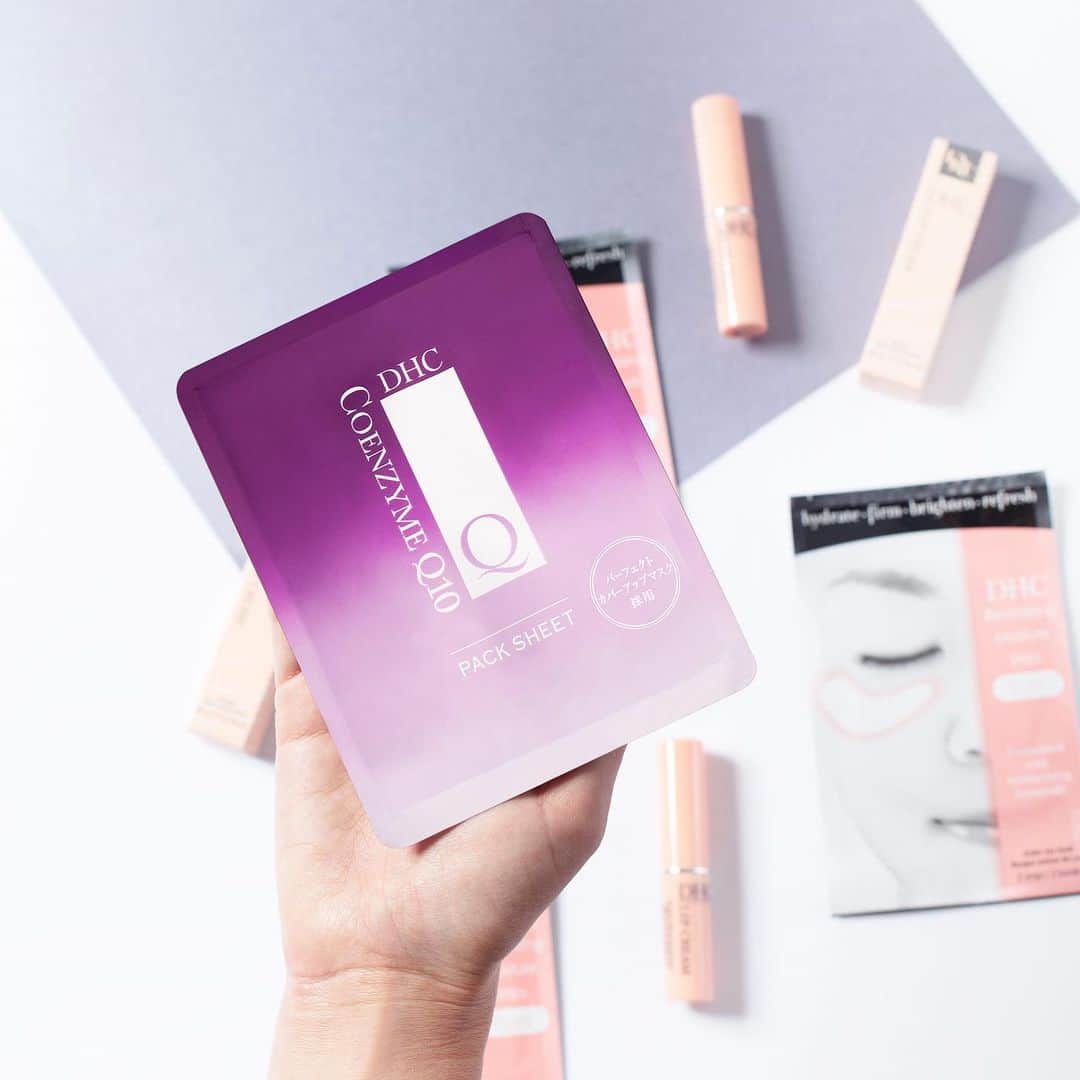 DHC Skincareさんのインスタグラム写真 - (DHC SkincareInstagram)「We're spending #SkincareSunday multi-masking✨ _ 1️⃣ Start with Revitalizing Moisture Strips. These undereye gel masks work in just 20 minutes to brighten and alleviate the appearance of dark circles. 2️⃣ Layer with Q10 Mask. This miracle sheet neutralizes free radical damage and addresses elasticity loss with coenzyme Q10.  3️⃣ Pucker up for Lip Cream💋. Soften your lips with this creamy lip balm infused with antioxidant-rich olive oil and soothing aloe.  _ #DHCisJBeauty #jbeauty」9月16日 3時05分 - dhcskincare