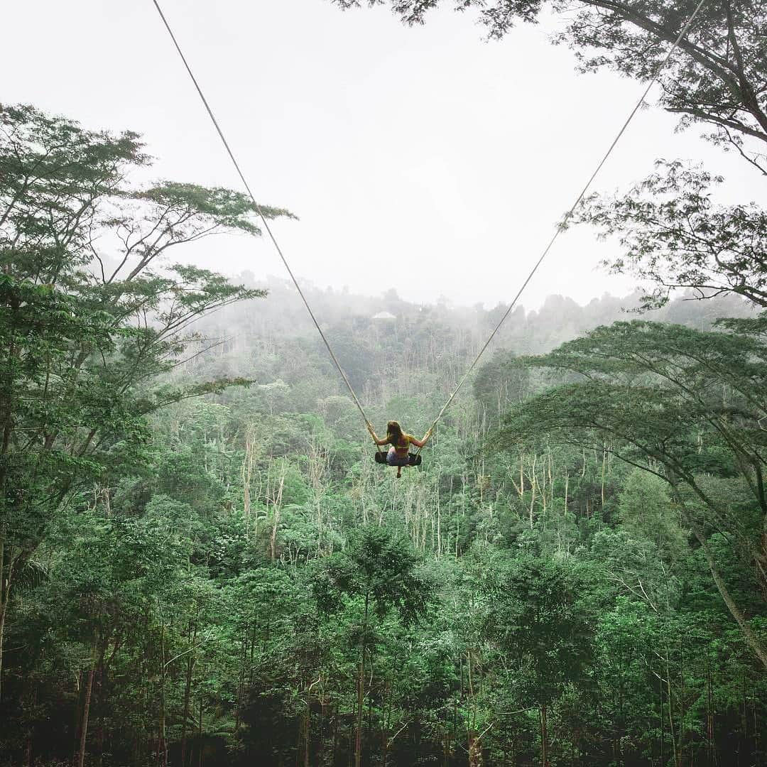 PAUL HEWITTさんのインスタグラム写真 - (PAUL HEWITTInstagram)「Life has its ups and downs. Keep on swinging! ✨⚓️ (photo @samyonthego) #getAnchored #paulhewitt __ #swing #dreamlocation #instatravel #vacay #view #whataview #daysoff #sky #heaven #instabest #instatravel #womenswatch #travelinspiration」9月16日 3時24分 - paul_hewitt