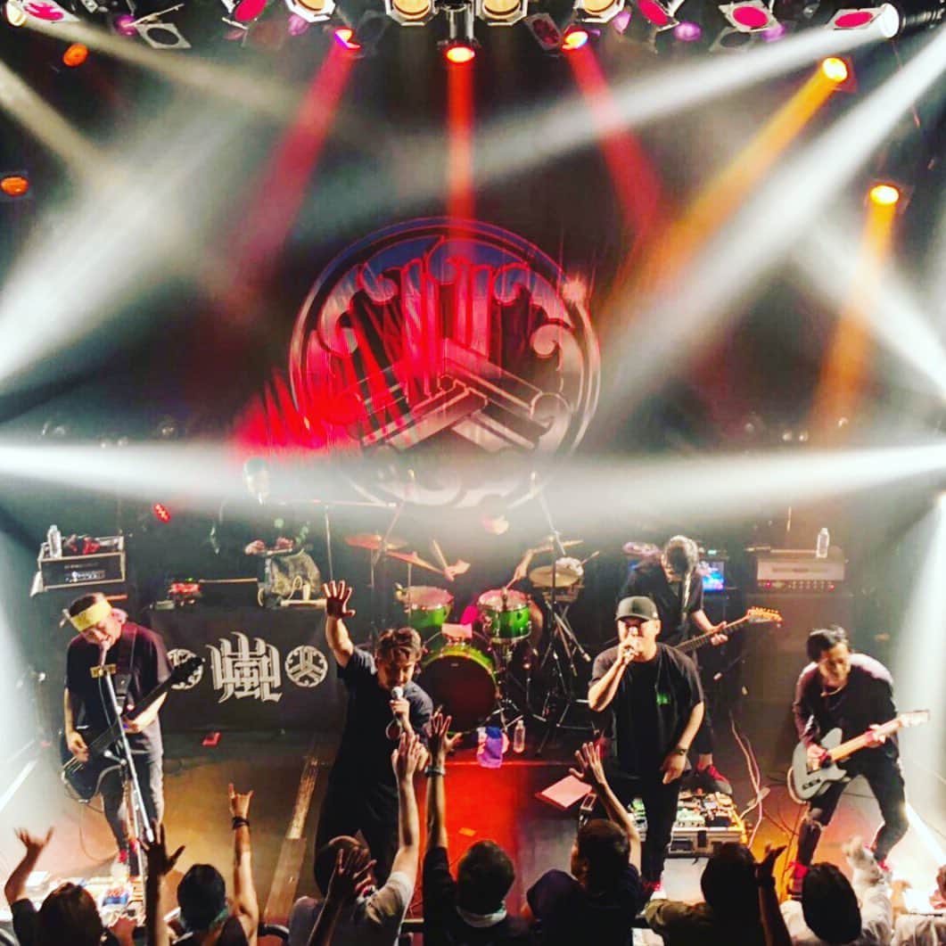 KAI_SHiNEのインスタグラム：「0915 極音TOUR #2 @水戸LIGHT HOUSE🐷﻿ Than︎xxx‼🤘🤘🤘﻿ 20thツアー中のHOT SQUALLの熱さと共に、Goood day‼︎でした🎶﻿ そしてLIGHT HOUSE 30周年オメデトウございます‼︎㊗️﻿ NEXT→9/28熊谷‼︎🔥﻿ ﻿ #山嵐 #HOTSQUALL﻿ #極音tour #day2 #mito #lighthouse #livehouse #live #life #vibe#tour #yamaarashi #jp」