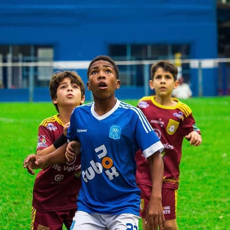 ジーコさんのインスタグラム写真 - (ジーコInstagram)「Encerrada a Segunda Edição da Copa Zico em Miguel Pereira. Parabéns  a todos os participantes e em especial ao Paraíba do Sul,Campeão em 3 categorias,sub 11,13 e 17.Na sub 15 o Campeão  foi o Cefat de Miguel Pereira.Parabéns também aos destaques individuais da competição,que em breve estará no facebook da Copa. Obrigado também a Prefeitura de Miguel Pereira por confiar na competição.Ate a próxima.」9月16日 10時09分 - zico