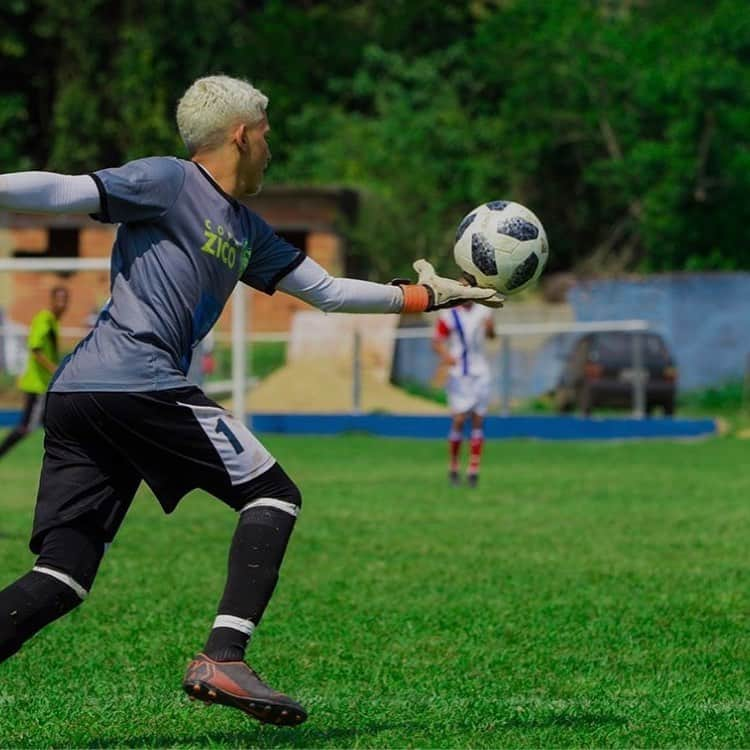 ジーコさんのインスタグラム写真 - (ジーコInstagram)「Encerrada a Segunda Edição da Copa Zico em Miguel Pereira. Parabéns  a todos os participantes e em especial ao Paraíba do Sul,Campeão em 3 categorias,sub 11,13 e 17.Na sub 15 o Campeão  foi o Cefat de Miguel Pereira.Parabéns também aos destaques individuais da competição,que em breve estará no facebook da Copa. Obrigado também a Prefeitura de Miguel Pereira por confiar na competição.Ate a próxima.」9月16日 10時09分 - zico