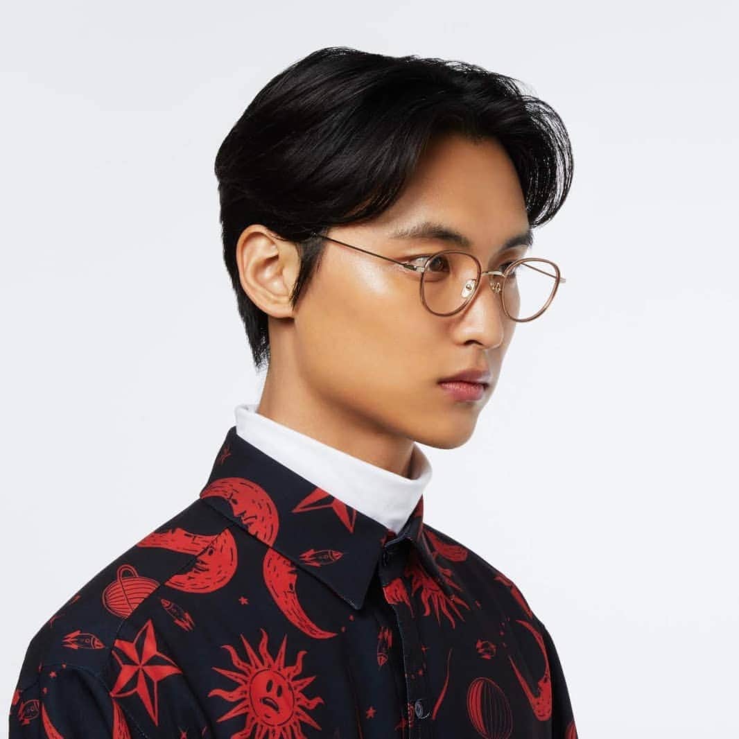 のインスタグラム：「2019 JULY STEPHANE-CHRISTIAN MODEL. PARK SANG-HYUK @_hyukpark 🧡 . . . .  #박상혁 #sanghyukPark #asianboy #맞팔 #셀스타그램 #셀카 #얼스타그램 #데일리 #선팔 #인스타그램 #koreanboy #l4l #f4f  #like4like  #おしゃれ #オシャレ #いいね返し #フォロー #韓国人 #韓国 #セルカ #自撮り #ファッ」