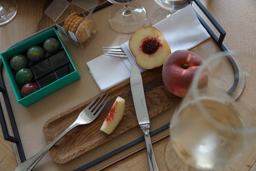 のインスタグラム：「🇫🇷 何もかもがperfect な @royalchampagne」