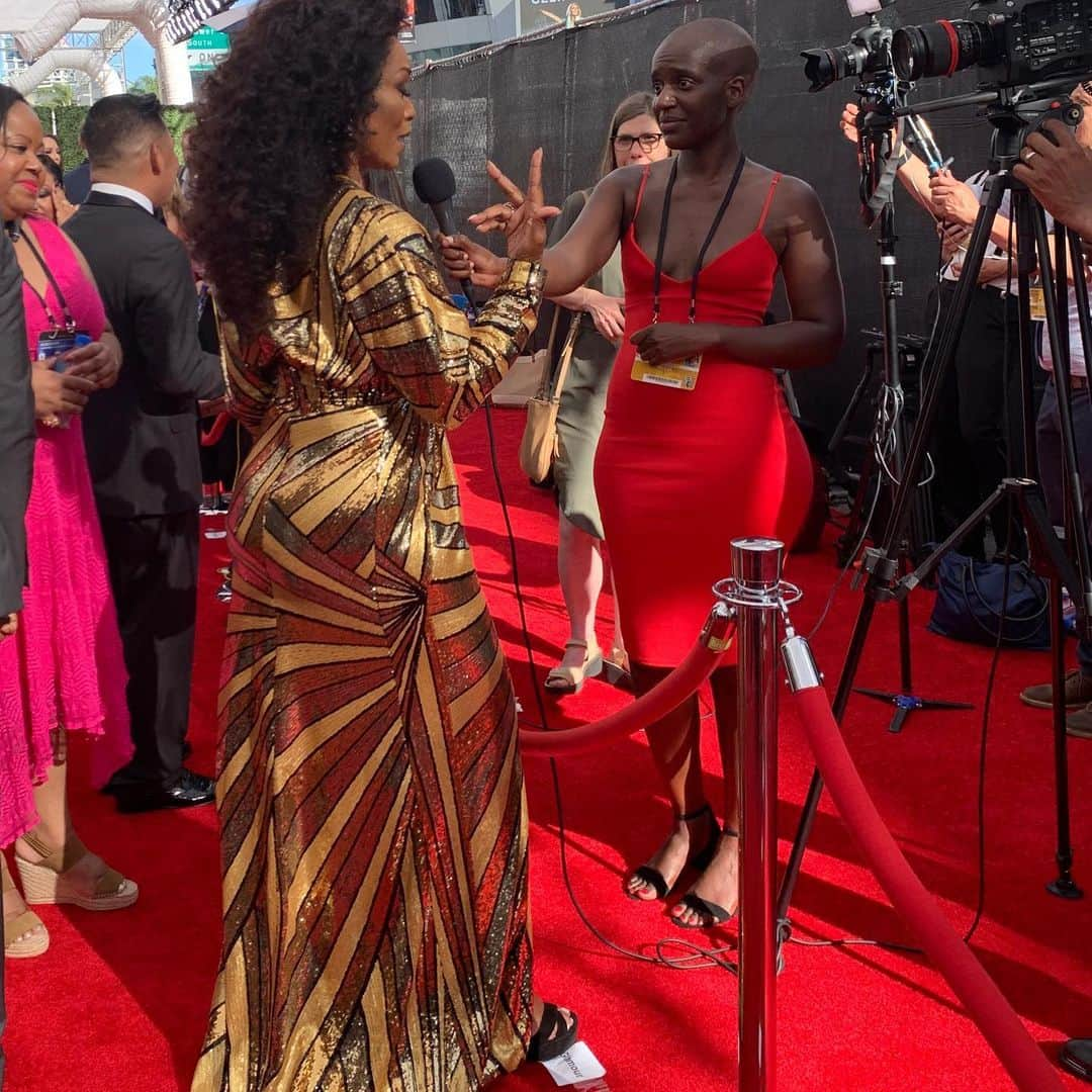 アビー・リー・ミラーさんのインスタグラム写真 - (アビー・リー・ミラーInstagram)「Had a fabulous time at the Emmys last night! Thank you @lifetimetv & of course the @televisionacad! Where are all my pics? They must be in someone else’s phone 😩」9月16日 6時03分 - therealabbylee