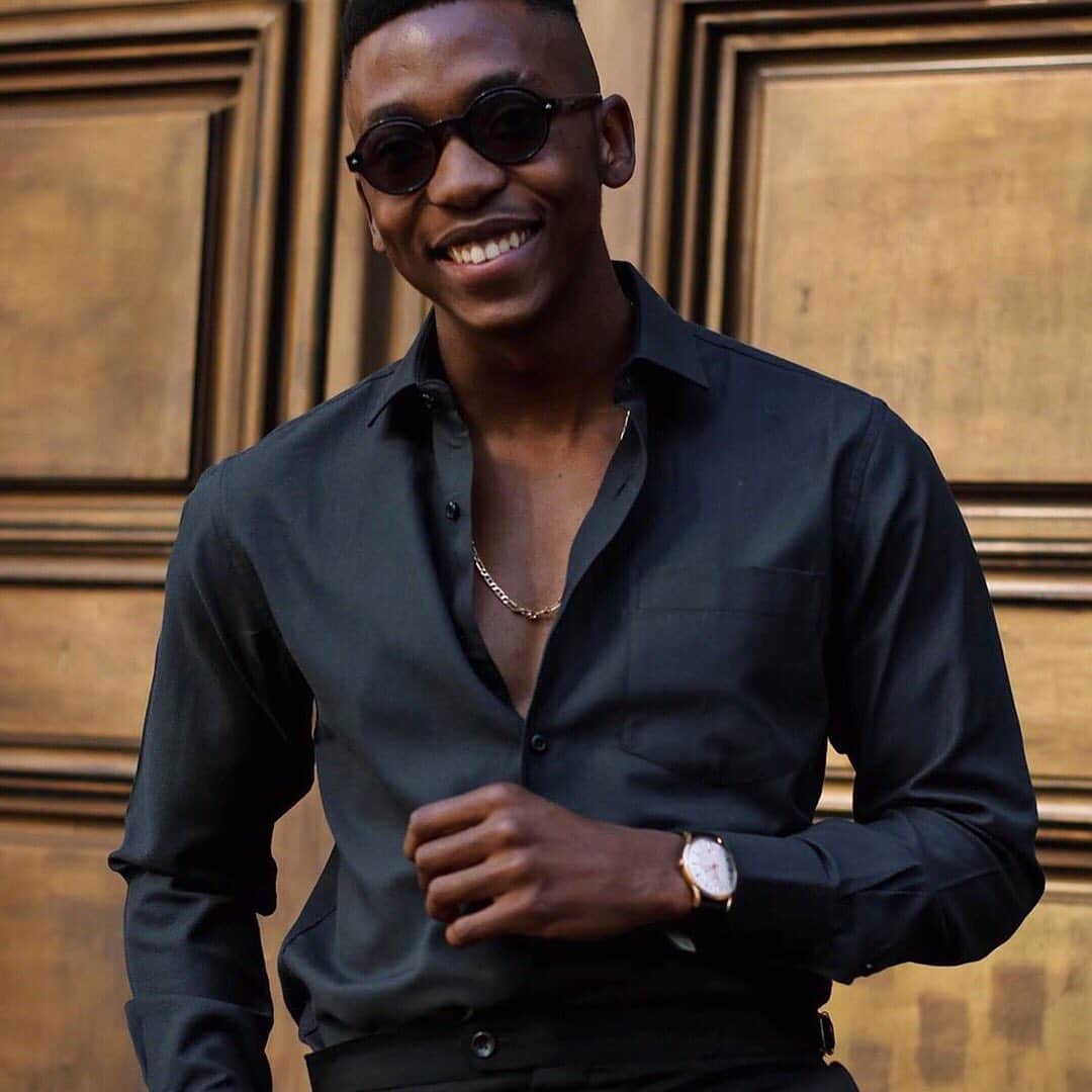 Henry London Official page of Britishのインスタグラム：「Looking back on a great weekend @nkululekobusani wears our classic Westminster chronograph. . . . #henrylondon #henrywatches #menswatches #london #britishdesign #britishbrand #vintage #heritage #wristwatchcheck #chrono #chronograph #stylish #timeless #classic #leather #vintage」