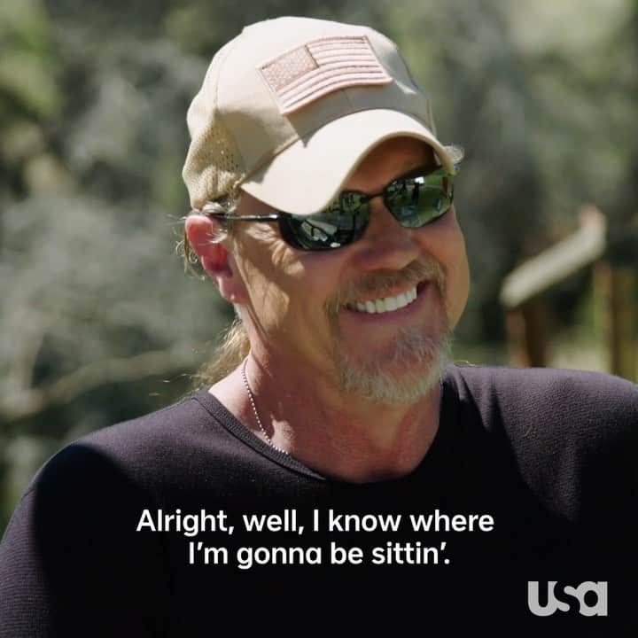 ストーン・コールド・スティーブ・オースチンのインスタグラム：「Helluva good time w my special guest @traceadkins this Monday on Straight Up Steve Austin. Building a bass ski and other cool stuff. Right after @wwe #Raw on @usa_network.」