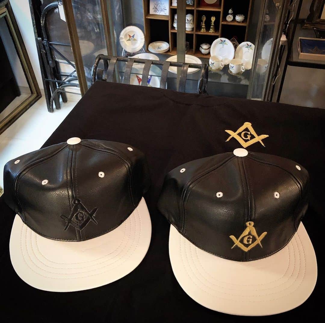 のインスタグラム：「#TOKYO #G #M #FREEMASON #フリーメイソン #FREEMASONcap  #都市伝説 #信じるか信じないかはあなた次第です」
