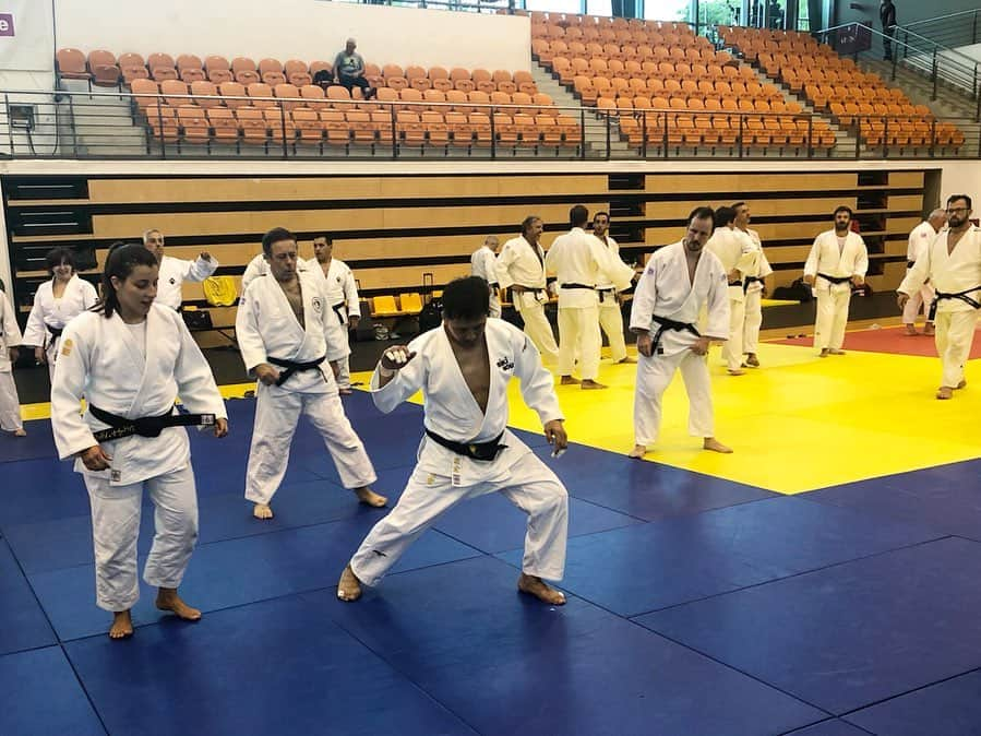 野村忠宏さんのインスタグラム写真 - (野村忠宏Instagram)「Judo clinic Day2🥋🇵🇹🇪🇸🇩🇪 #柔道クリニック #ポルトガル #スペイン #ドイツ #柔道 #講師 #技術指導 #野村忠宏」9月16日 18時03分 - nomura60kg