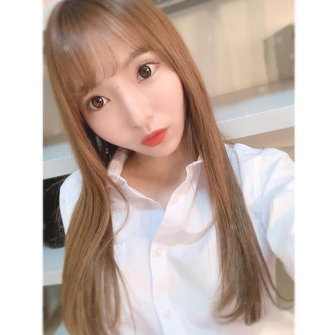 輝月あんりのインスタグラム：「我的前5位粉丝在台湾🧸💓 我爱所有爱我的人♥︎♥︎ たくさんの台湾の方がフォローしてくれていて嬉しい🥺💓ありがたい気持ちでいっぱい。」