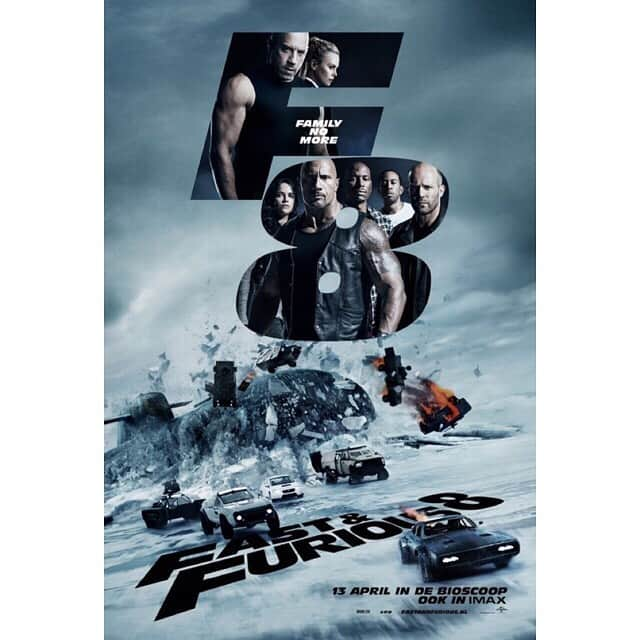 takuma watanabeさんのインスタグラム写真 - (takuma watanabeInstagram)「#TheFateoftheFurious #🚗 #🚕 #🚙 #🚌 #🚎 #🏎 #🚑 #🚐 #🚚 #🚛 #🚜 #💪🏽 #👶🏻 #🔫 #🧨」9月16日 10時42分 - takumagram