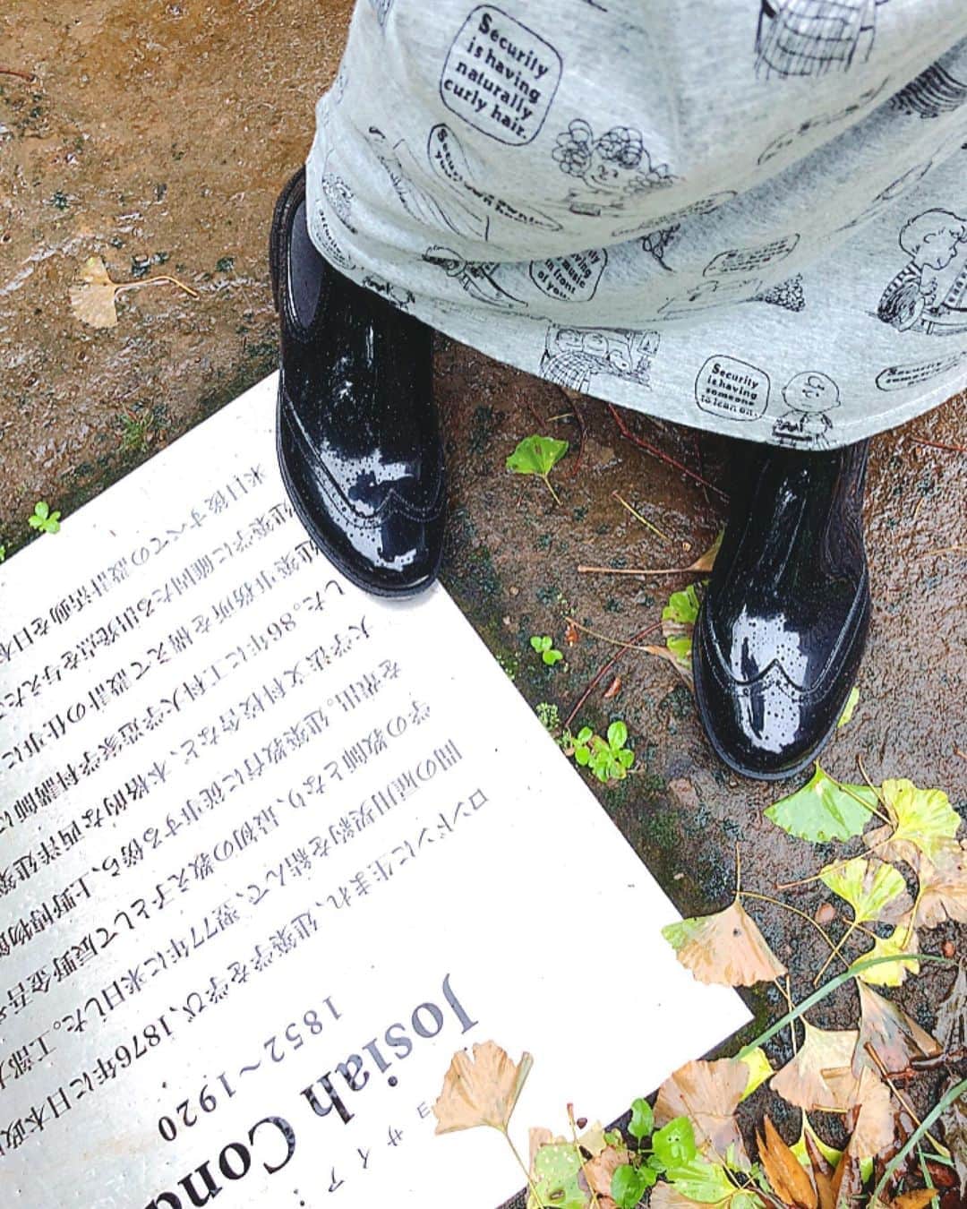 理絵さんのインスタグラム写真 - (理絵Instagram)「☔️さっそく先日パーティーで選んだレインブーツを  #トラディショナルウェザーウェア  #traditionalweatherwear #レインブーツ #rainboots #雨 #ジョサイアコンドル #josiahconder」9月16日 11時35分 - ____rie____
