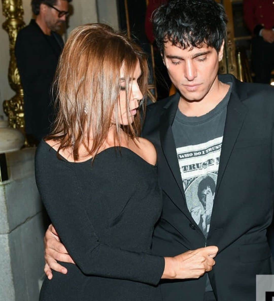 のインスタグラム：「Happy Birthday, dearest Sebastian ❤️❤️❤️ @sebastianfaena」
