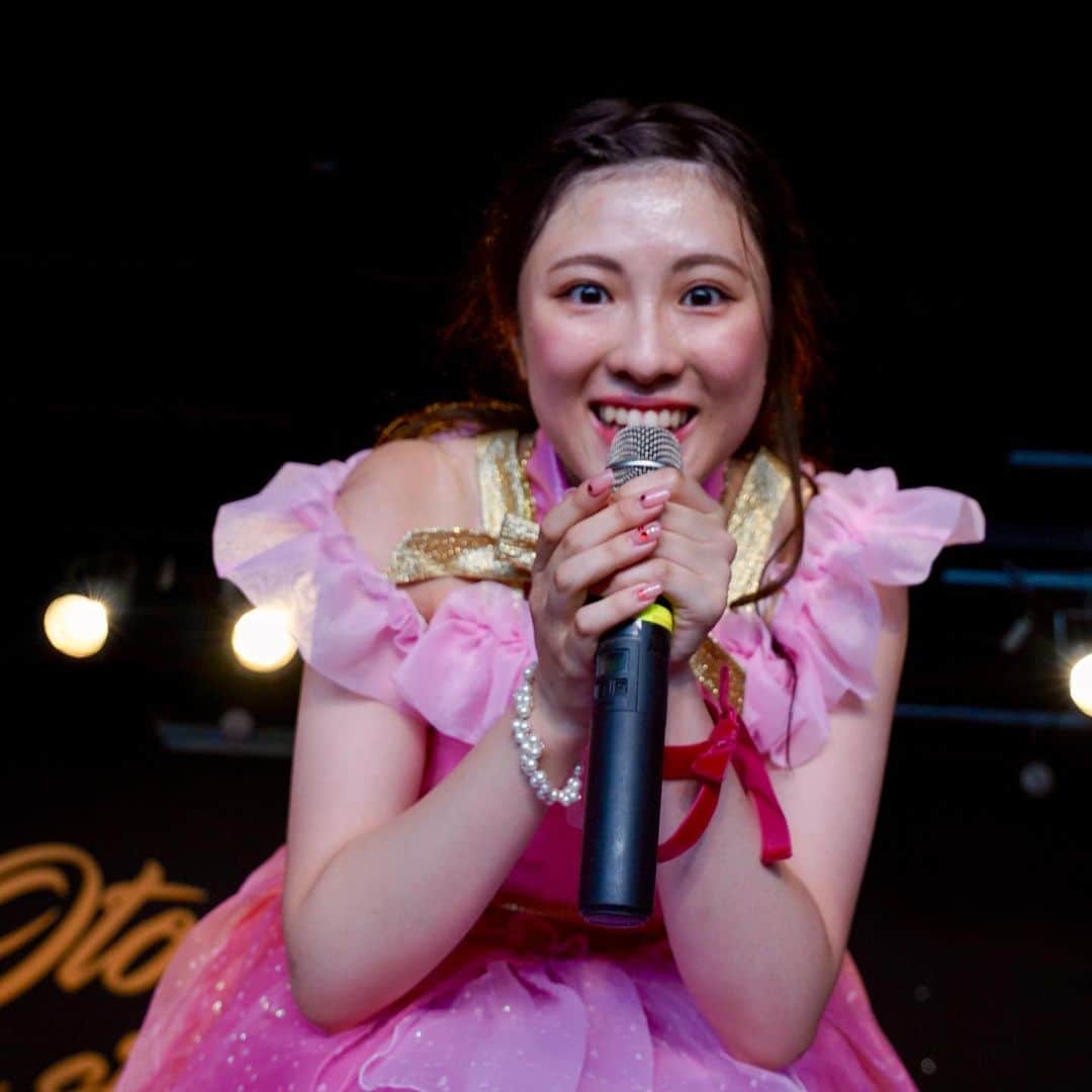 アップアップガールズ (仮)のインスタグラム：「本日は18時30分〜 渋谷Eggmanにて、 FIFTY-FIFTY LIVEです！！ 沢山のご来場お待ちしております！ #アプガ2」